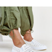 Białe wsuwane tenisówki Hilal – Solea