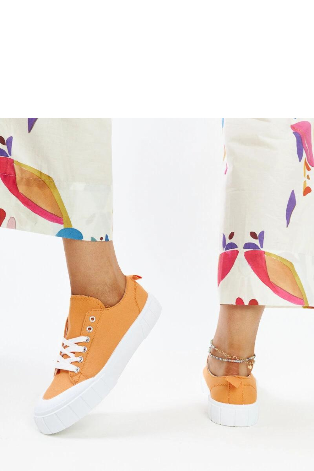 Pomarańczowe materiałowe trampki Eduarda - Solea - obrazek 4