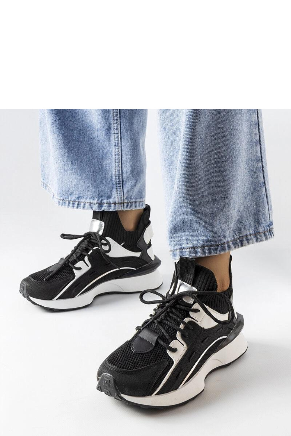 Czarno-białe stylowe sneakersy Begins - Solea