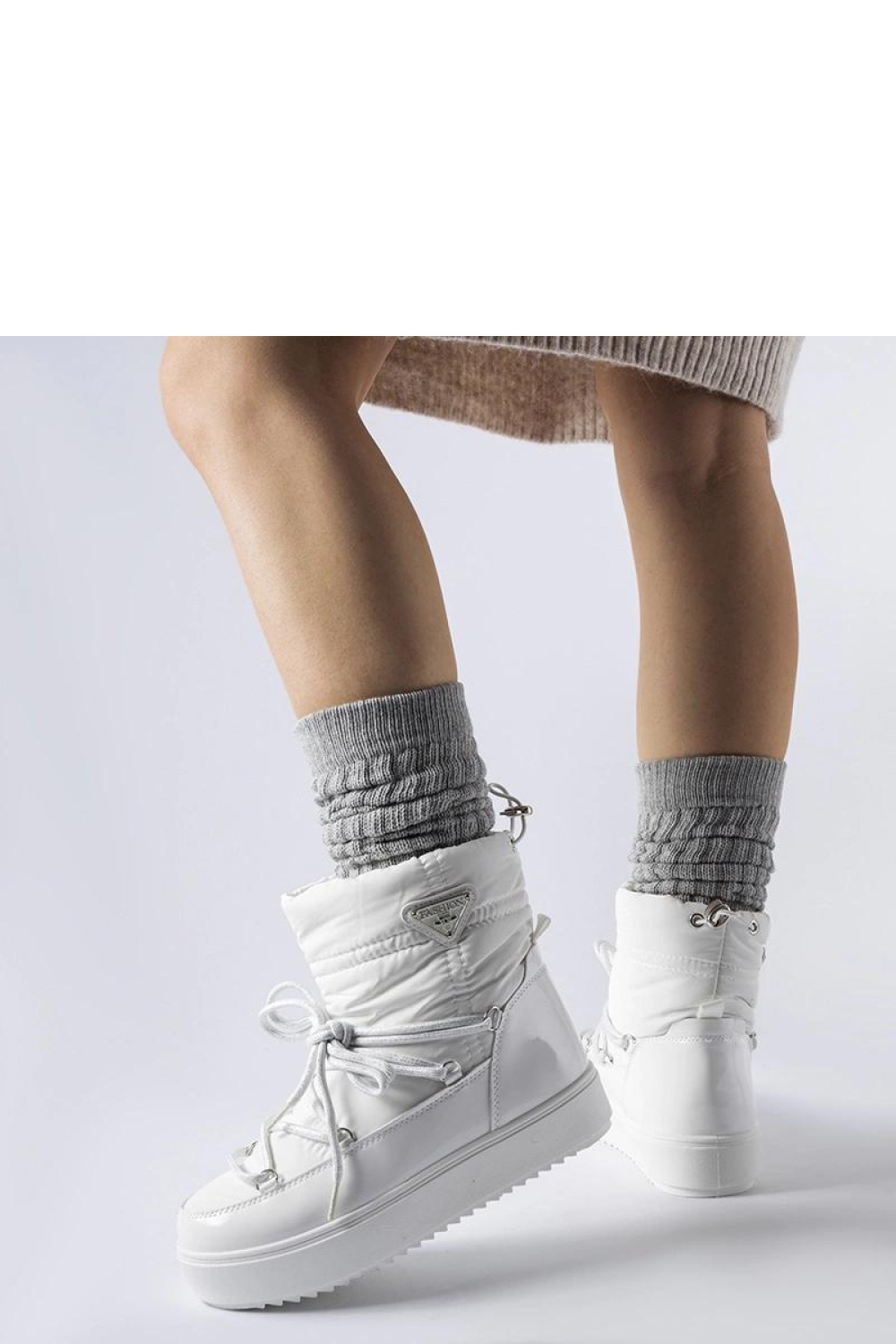 Białe ocieplane śniegowce z gumką Oslavia - Solea - obrazek 2