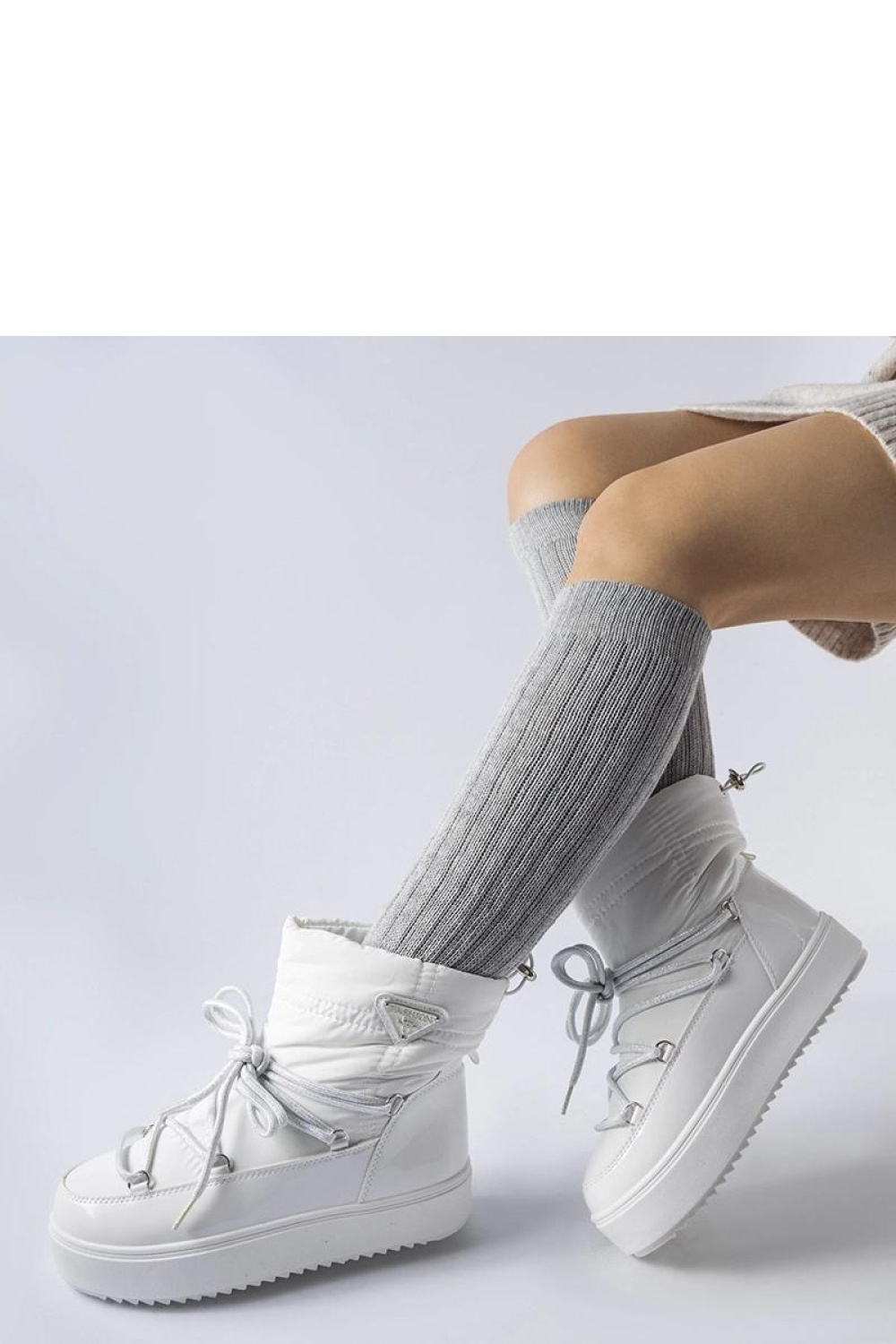 Białe ocieplane śniegowce z gumką Oslavia - Solea - obrazek 3