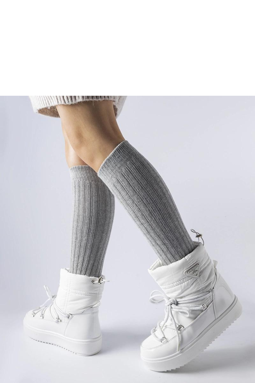 Białe ocieplane śniegowce z gumką Oslavia - Solea - obrazek 4