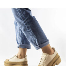 Ciemnobeżowe półbuty na płaskim obcasie Merico – Solea