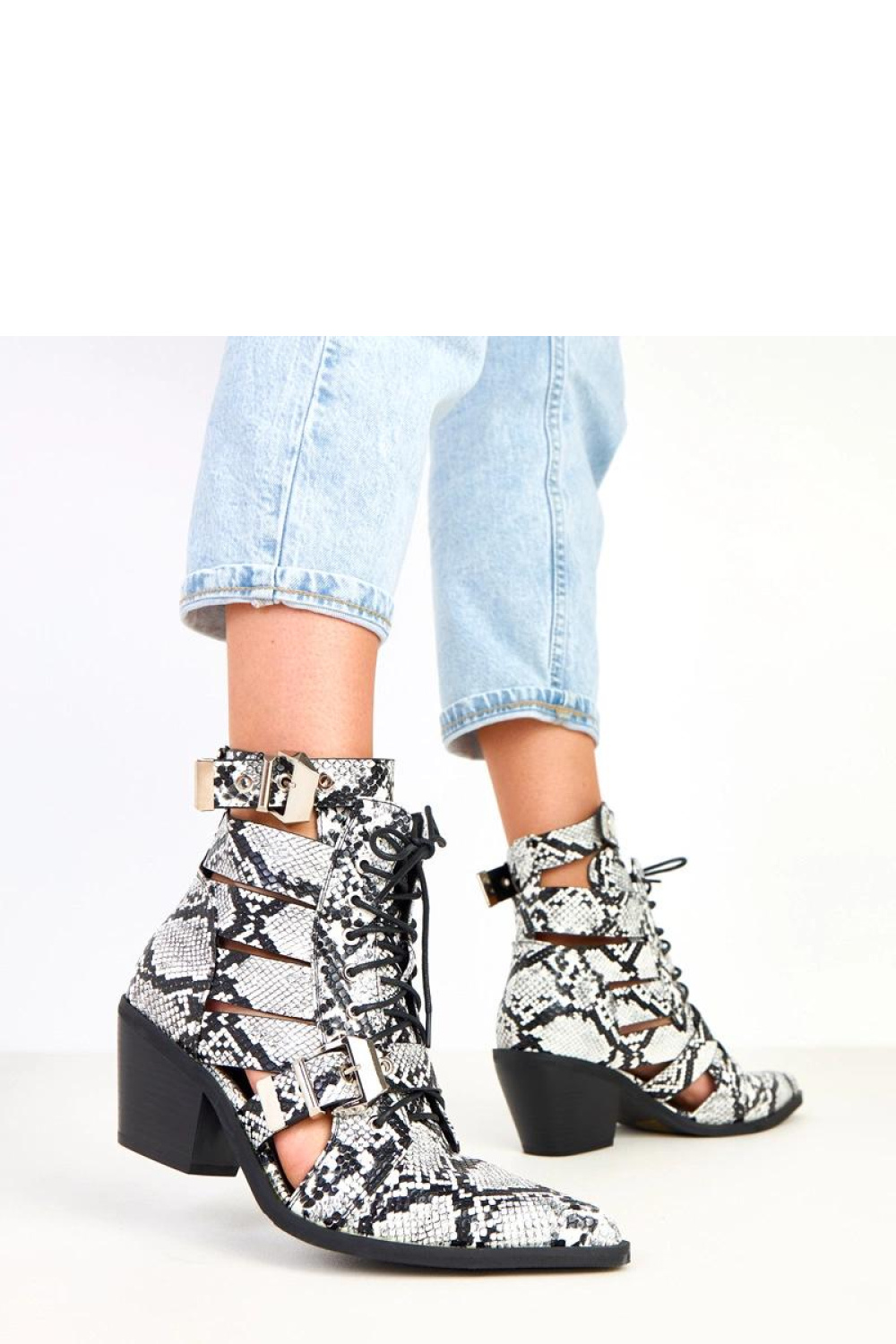 Botki Model Verica K186 Black/White - Solea - obrazek 3