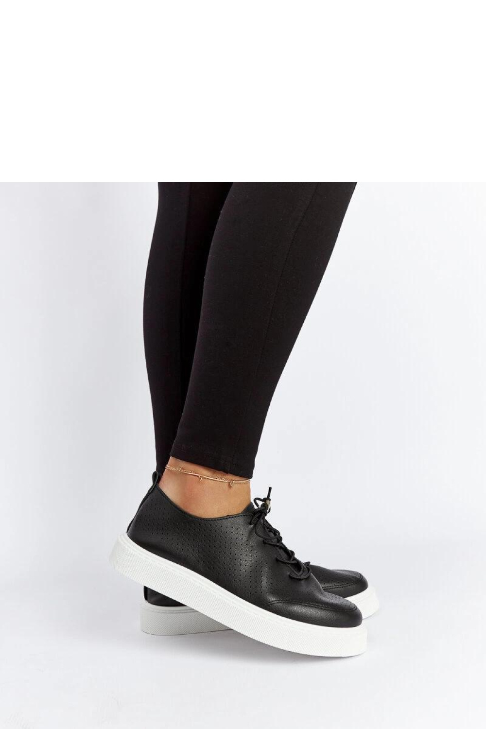 Czarne perforowane tenisówki Laytonville - Solea - obrazek 3