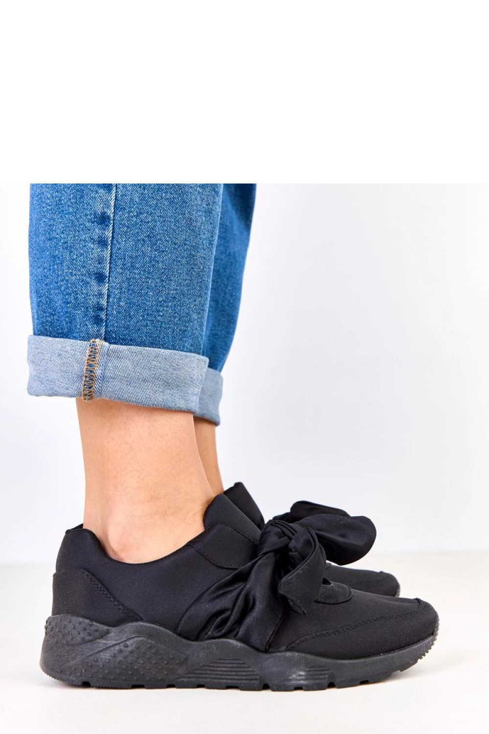 Buty Sportowe Model Janesa 61021-15 Black - Solea - obrazek 2