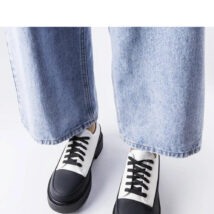 Białe półbuty na płaskim obcasie Merico – Solea