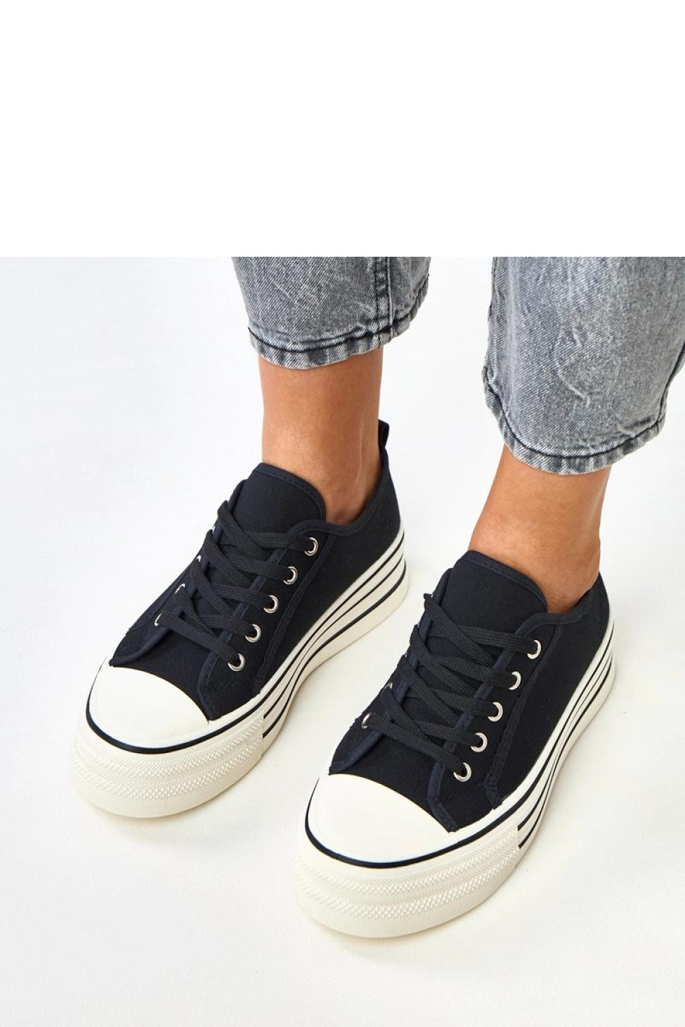 Trampki Model Talah SL8826 Black - Solea - obrazek 4