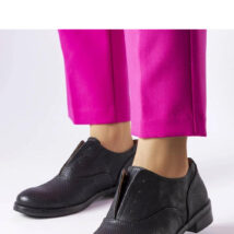 Czarne półbuty perforowane Kairaouani – Solea