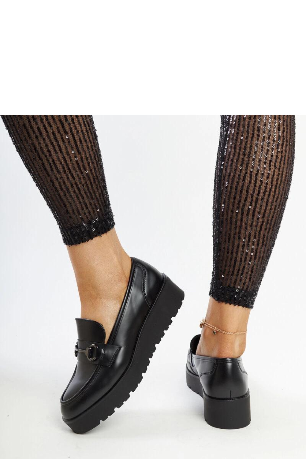 Czarne mokasyny na koturnie Oili - Solea - obrazek 3