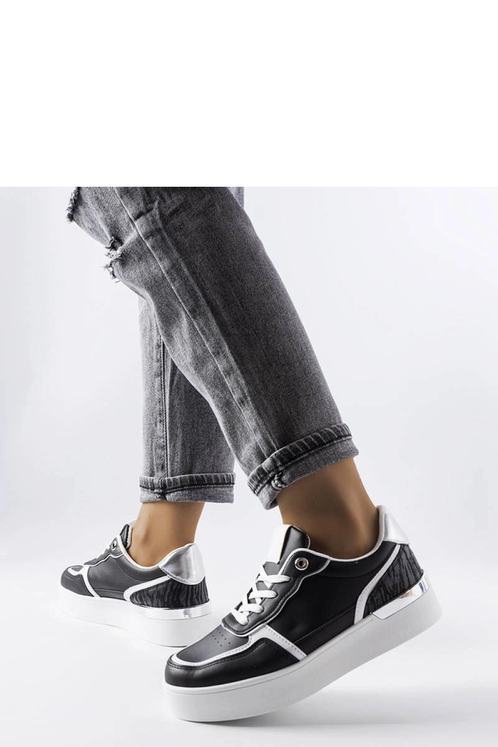 Czarne sneakersy na platformie Tooele - Solea - obrazek 2