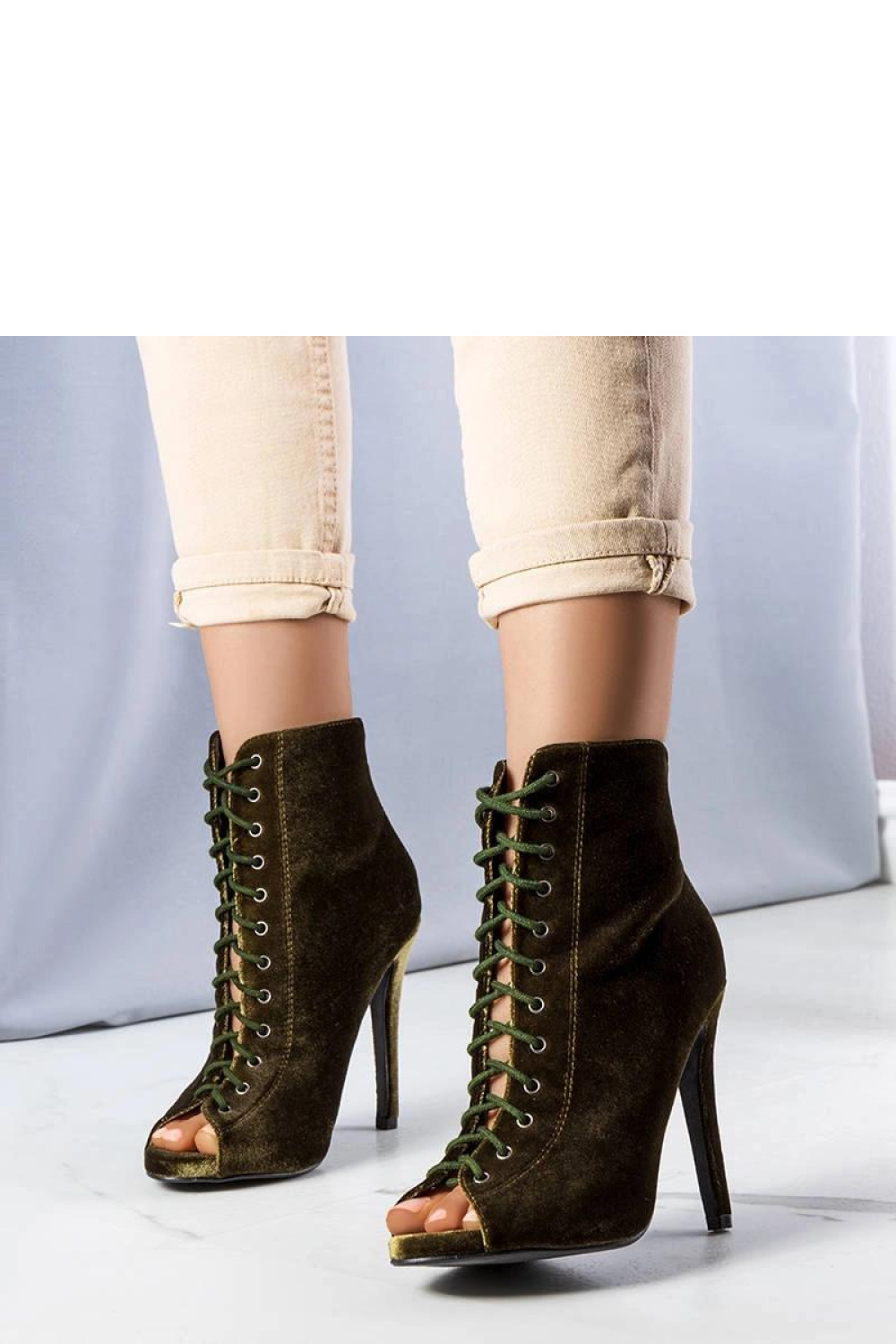 Zielone eleganckie szpilki z cholewką Amora - Solea - obrazek 3