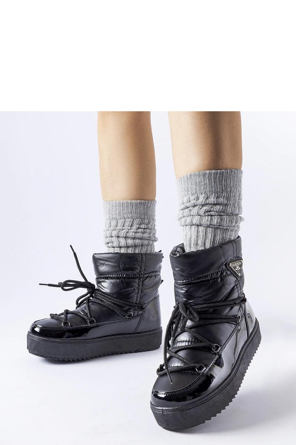 Czarne ocieplane śniegowce z gumką Oslavia - Solea - obrazek 2