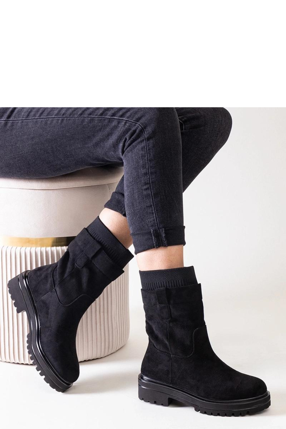 Wsuwane czarne botki ze skarpetą Ralia - Solea - obrazek 2