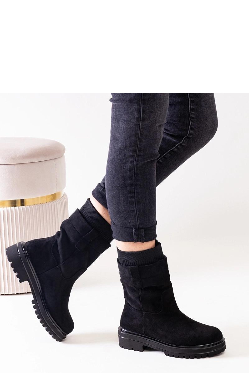 Wsuwane czarne botki ze skarpetą Ralia - Solea - obrazek 3
