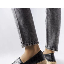 Czarne espadryle zdobione tłoczeniem Geoffrey – Solea
