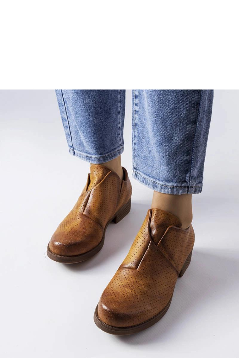 Brązowe wsuwane ażurowe półbuty Seymour - Solea - obrazek 3