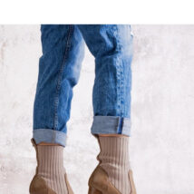 Ciemnobeżowe botki na słupku z eko skóry Asera – Solea