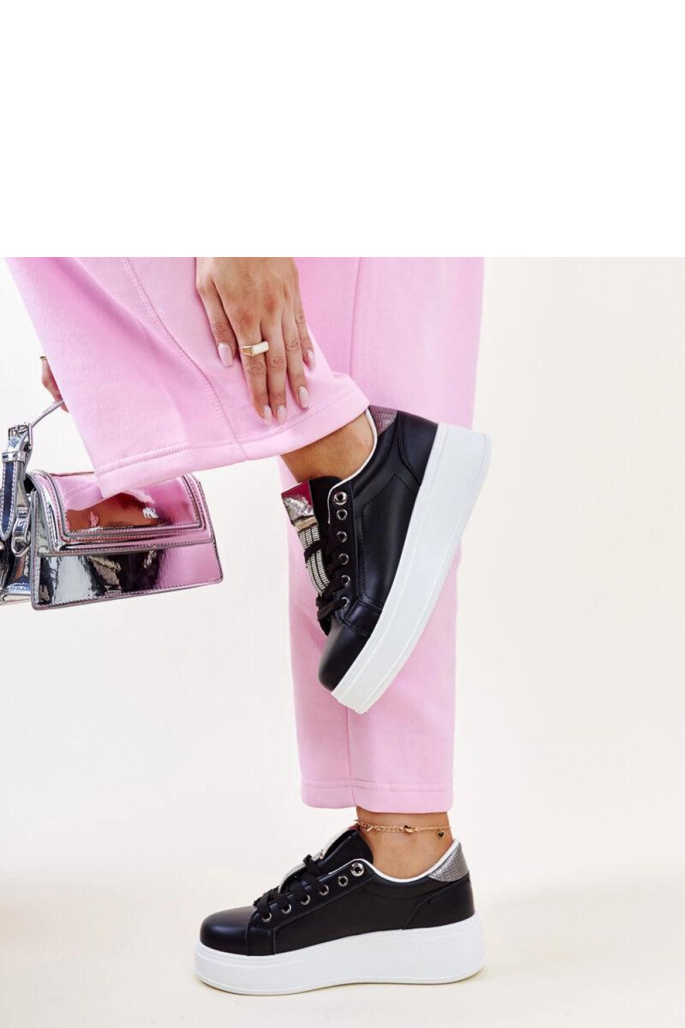 Czarno-srebrne sneakersy z cyrkoniami Maurizia - Solea - obrazek 4