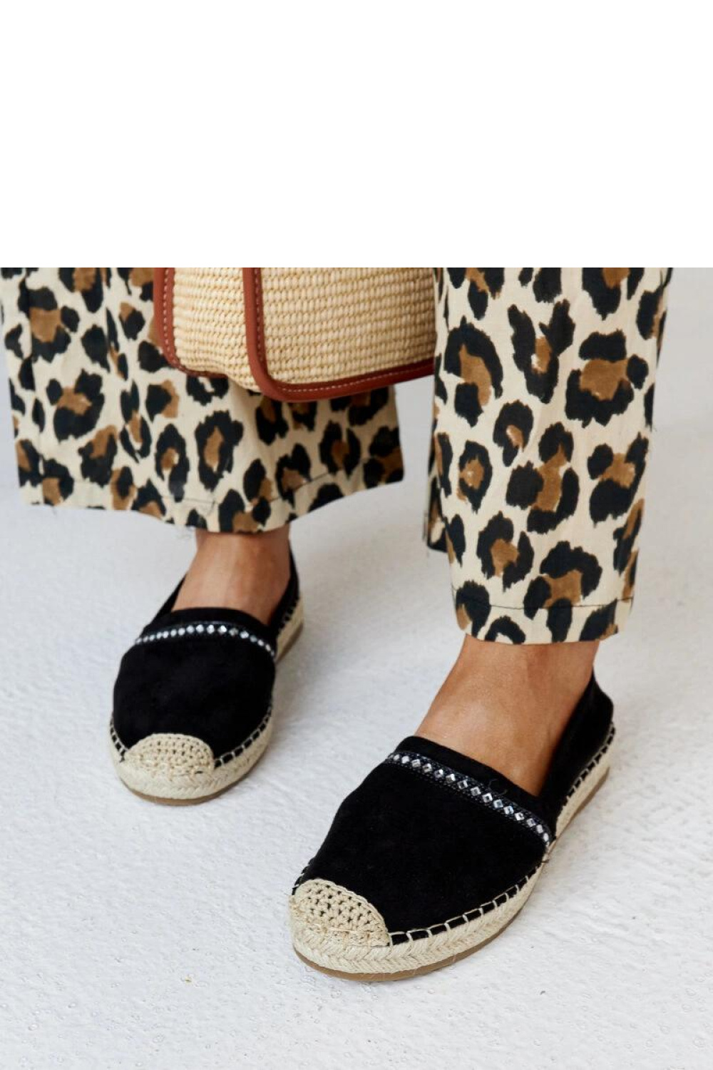 Czarne espadryle z cyrkoniami Abia - Solea - obrazek 4