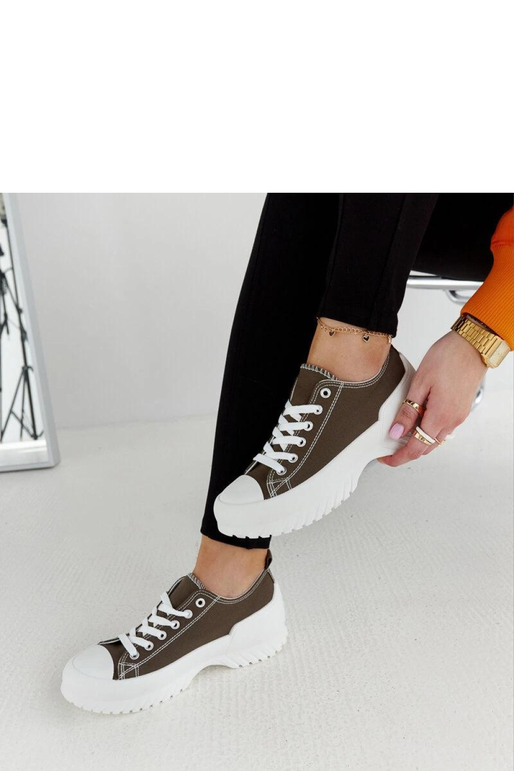 Zielone trampki na platformie Monteleone - Solea - obrazek 4