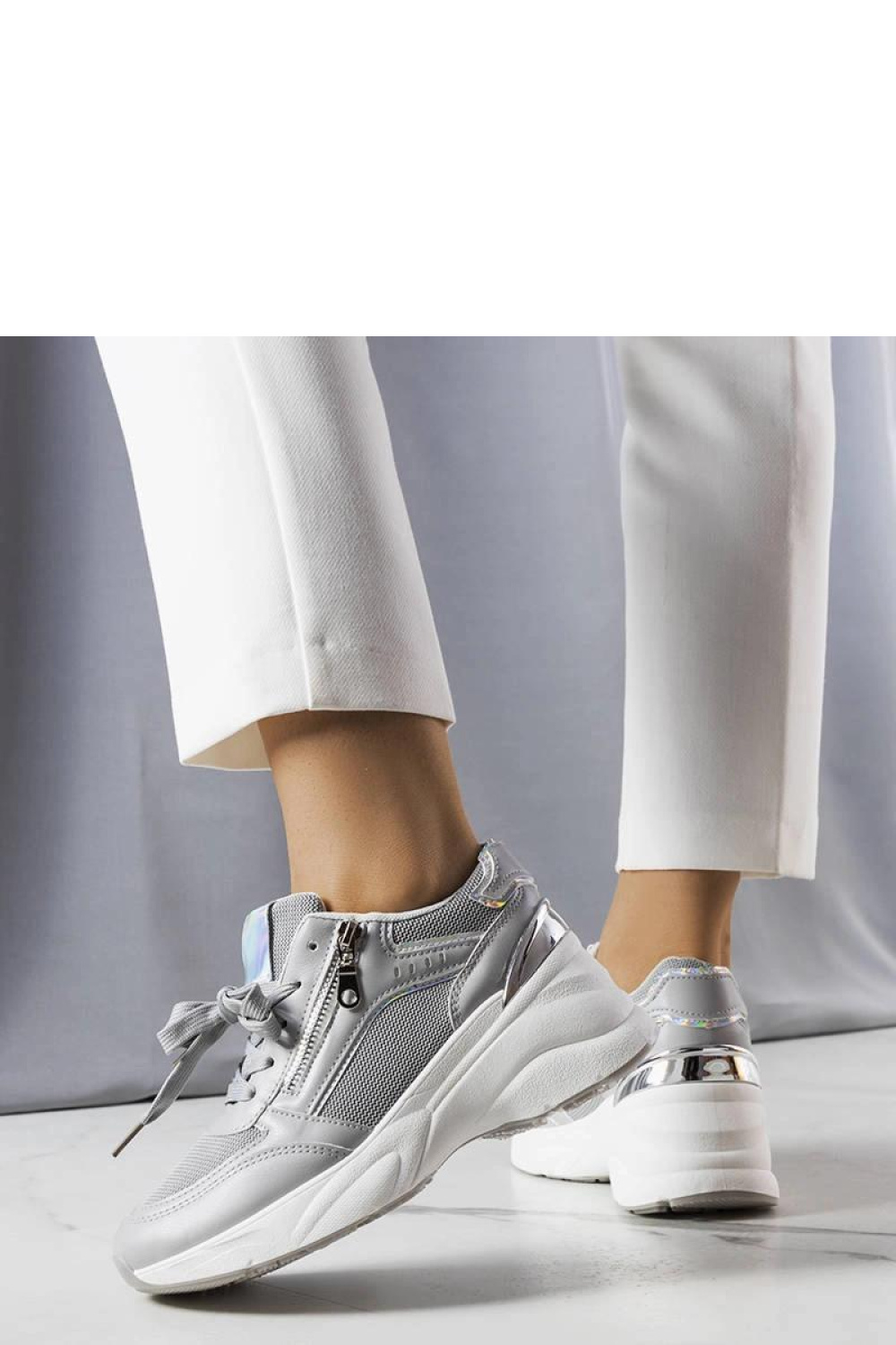 Szare sneakersy na koturnie Stacey - Solea - obrazek 3