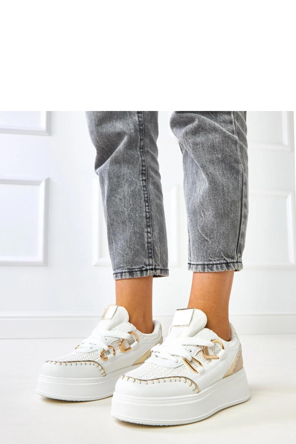 Buty Sportowe Model Lina B2093 White - Solea - obrazek 2