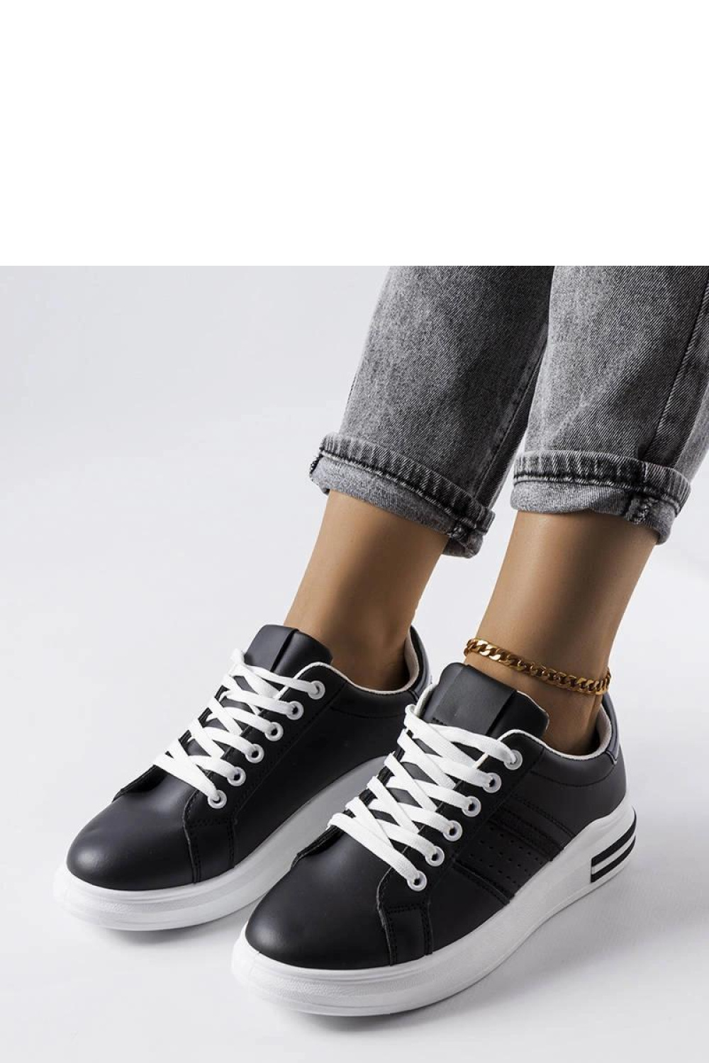 Czarne sneakersy na platformie Lanoie - Solea - obrazek 2