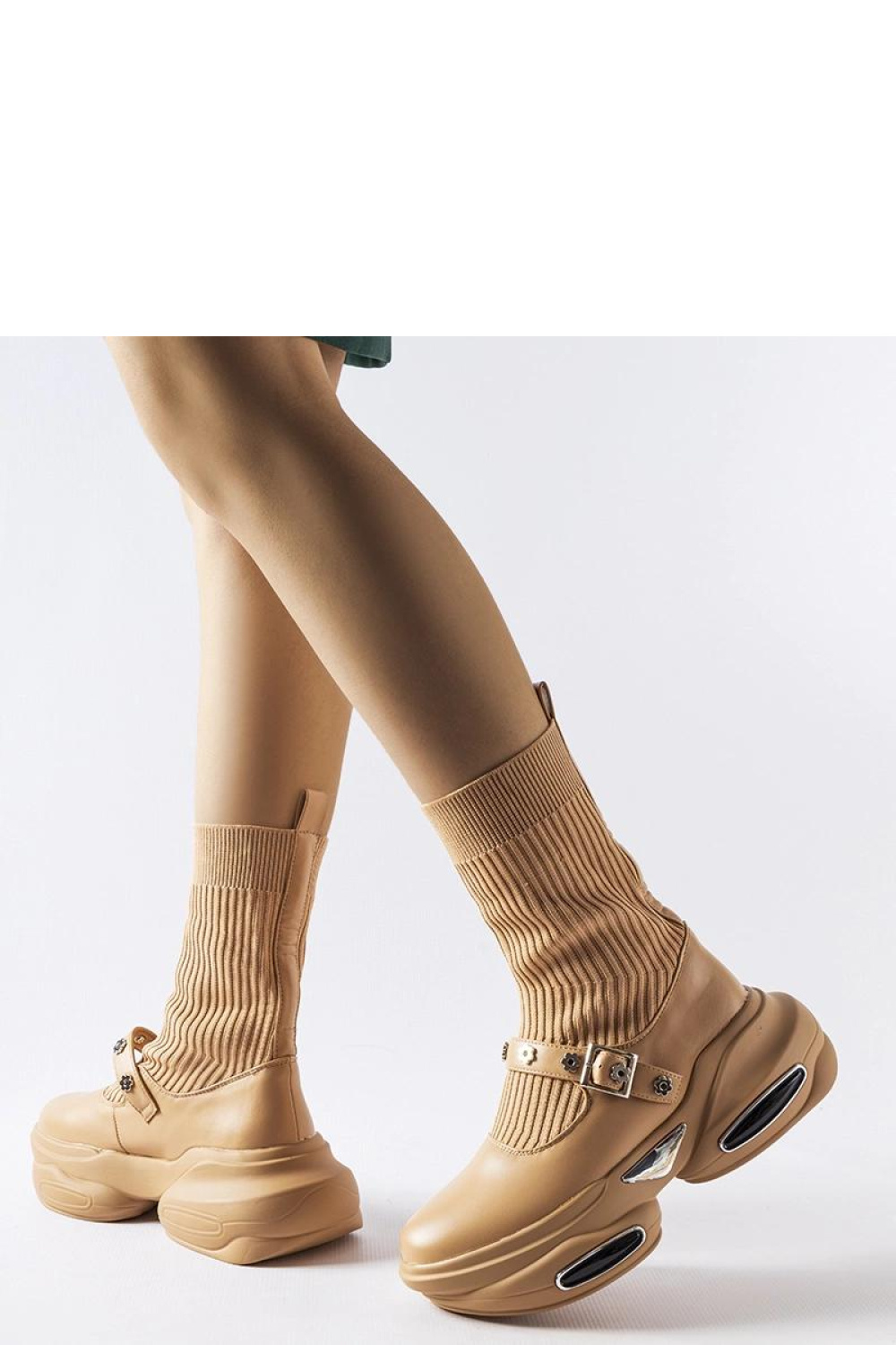 Beżowe botki ze skarpetkową cholewką Ivana - Solea - obrazek 3