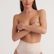 Stringi Model Correct Sensual Light Natural – Gatta