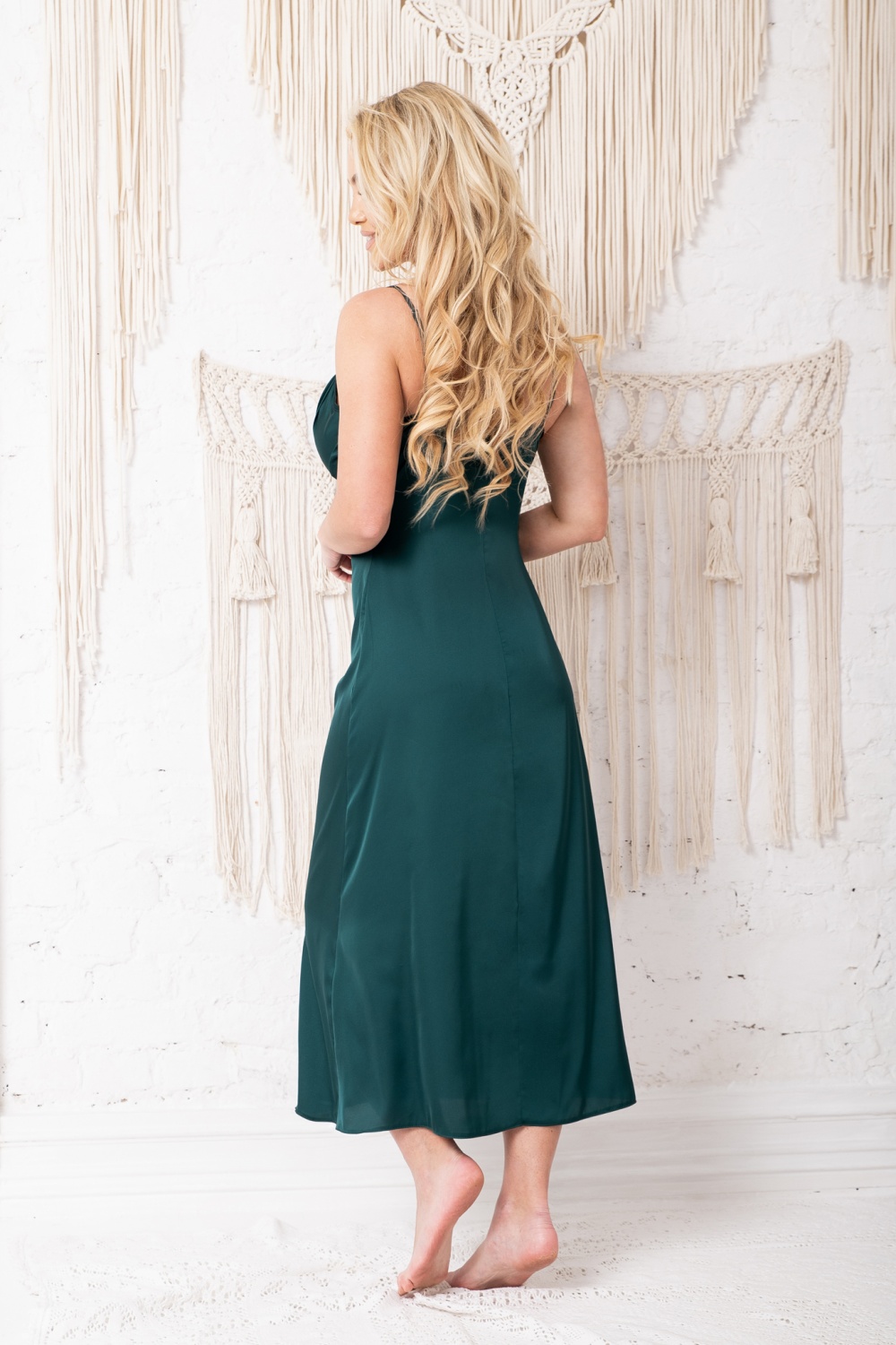 Koszulka nocna Koszula Nocna Model Sanda satyna Green - Kalimo - obrazek 2