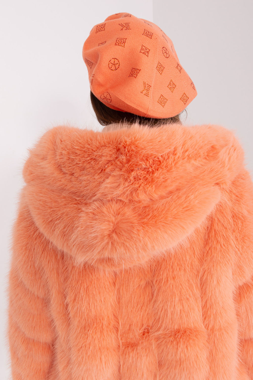 Beret Model AT-CZ-2318.3 Bbrzoskwinia - AT - obrazek 3