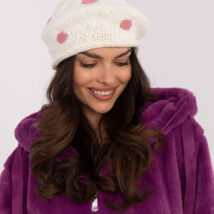 Czapka Model AT-CZ-CHA1133.40P Ecru – AT