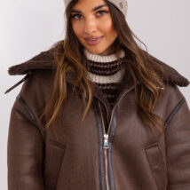 Czapka Model AT-CZ-2325.85 Dark Beige – AT