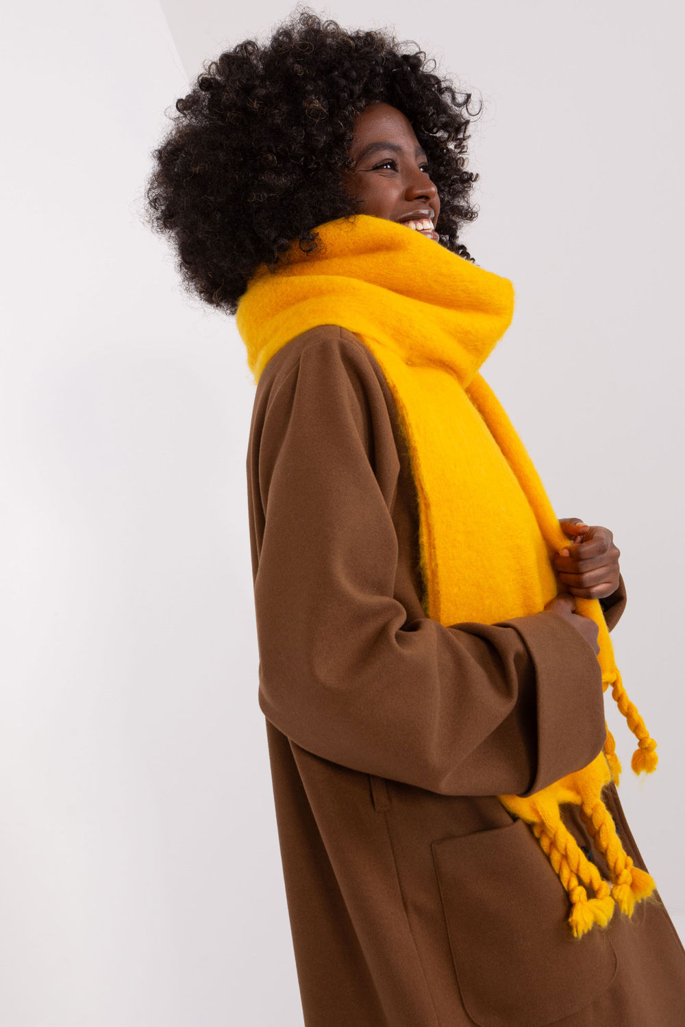 Szalik Model AT-SZ-2313502.94P Dark Yellow - AT - obrazek 3