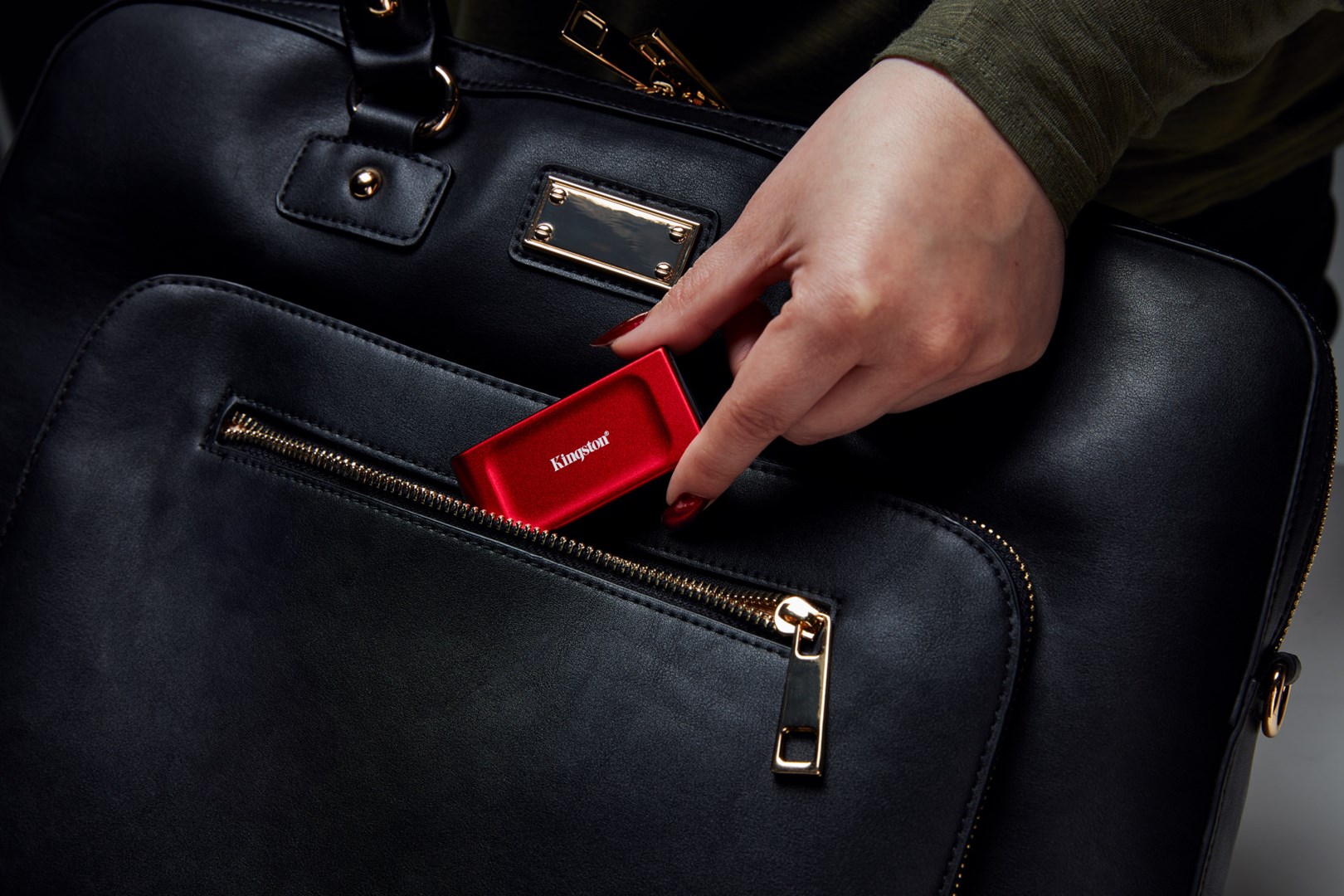 KINGSTON DYSK SSD 1000G PORTABLE XS1000R RED - obrazek 3