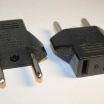 Adapter zasilania Inloom USA/PL (wtyk PL/gniazdo USA)