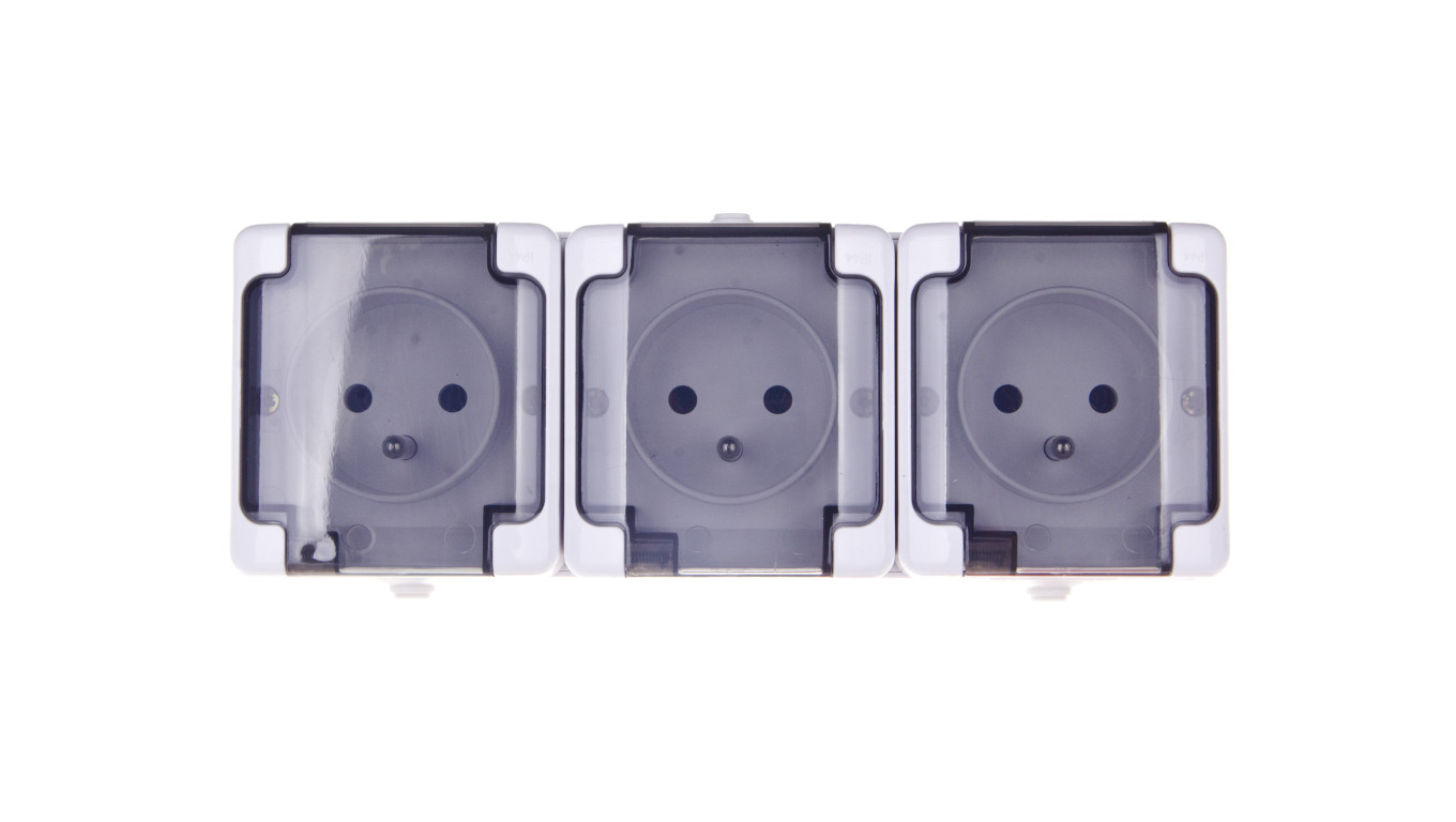 BRYZA Gniazdo hermetyczne potrójne z/u IP54 z klapką dymną białe 181440