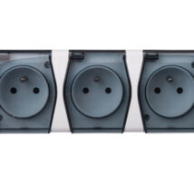 Hermes2 Gniazdo hermetyczne potrójne z/u 16A IP44 białe 1023-01