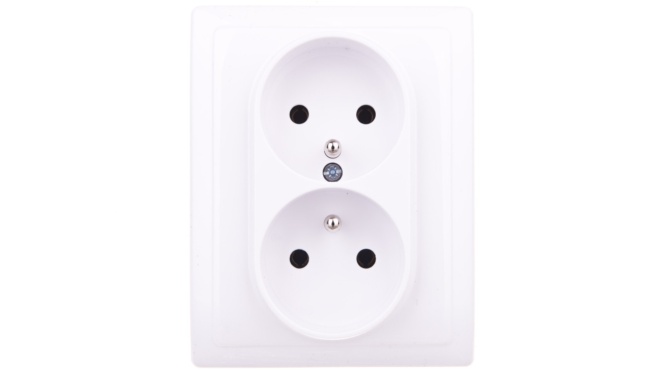 KOS66 Gniazdo podwójne z/u kompletne białe 660436